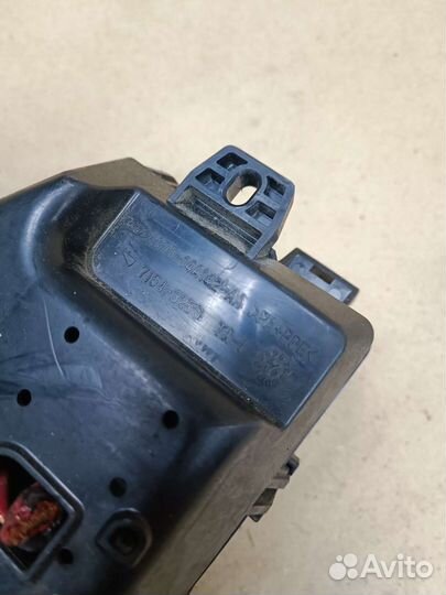 Блок предохранителей Ford Mondeo 3