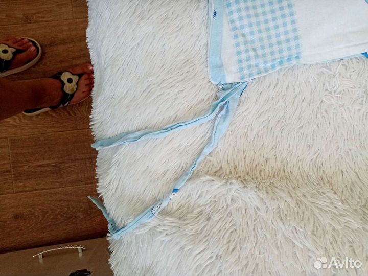 Бампер в детскую кроватку