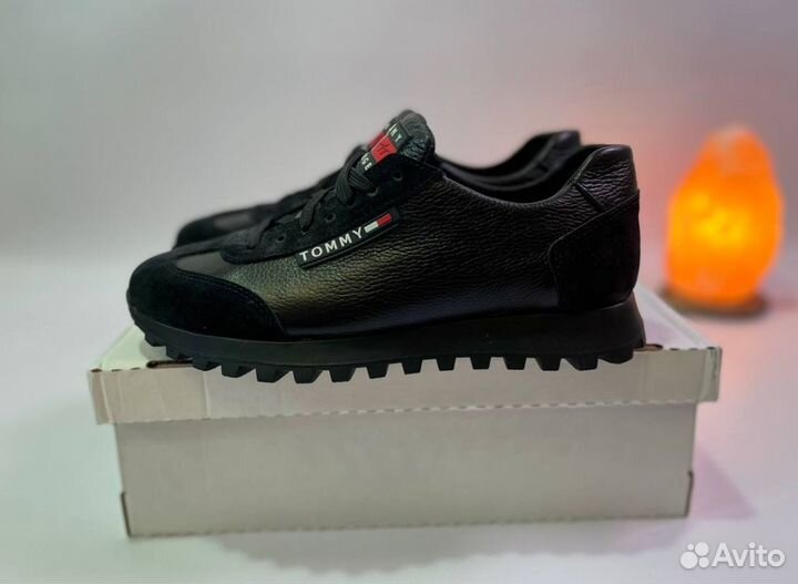 Кроссовки Tommy Hilfinger эргономичные