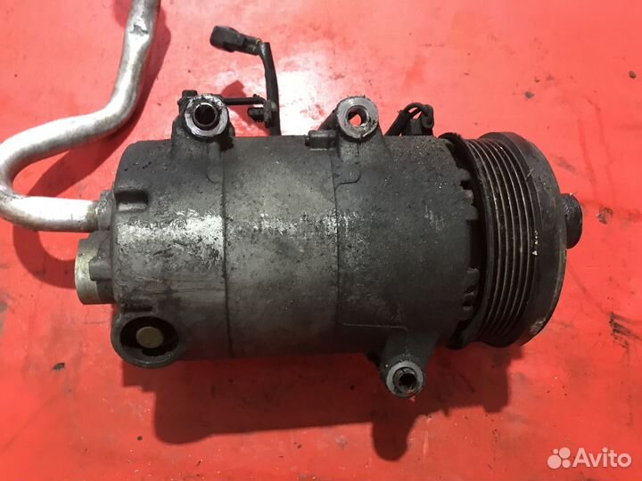 Компрессор кондиционера Ford Focus 2 1.8 kkda