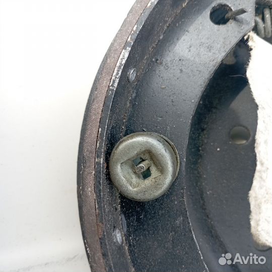 Механизм стояночного тормоза УАЗ 469