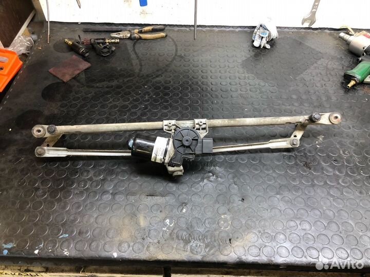 Трапеция стеклоочистителей Land Rover Discovery 3