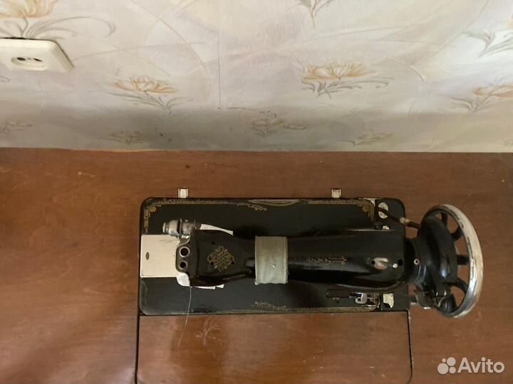 Швейная машинка