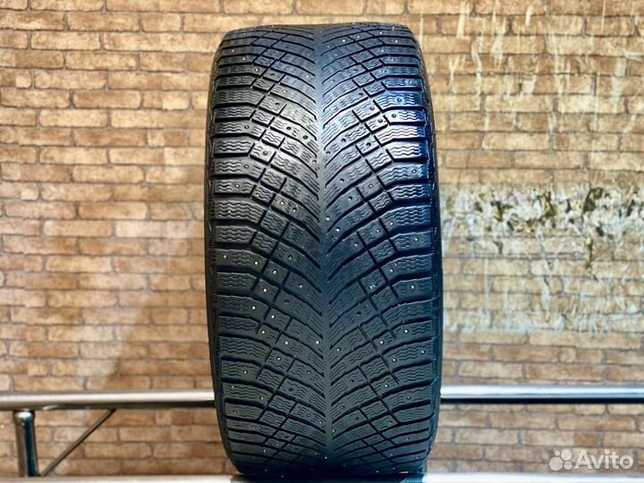 Michelin X-Ice North 4 295/35 R21