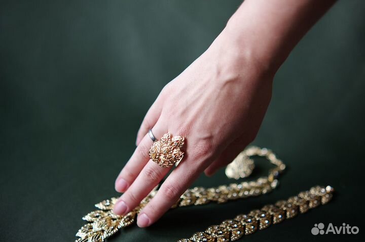 Комплект украшений колье, браслет, серьги, кольцо