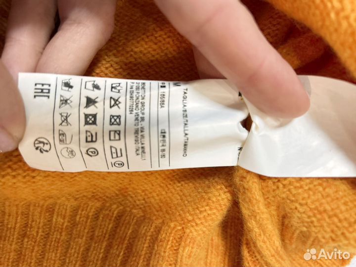 Новый свитер United Colors of Benetton