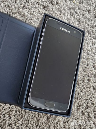 Samsung Galaxy S7, 4/32 ГБ