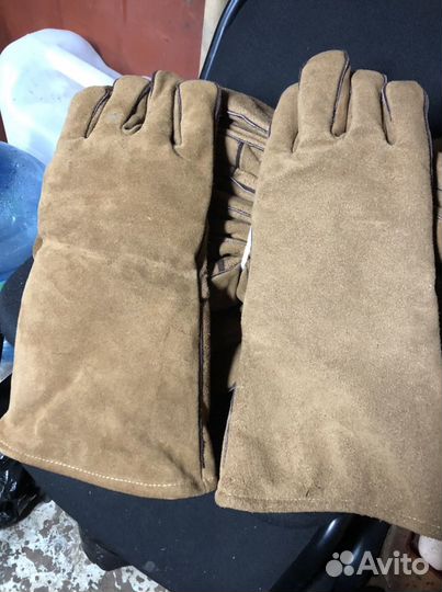 Краги спилковые