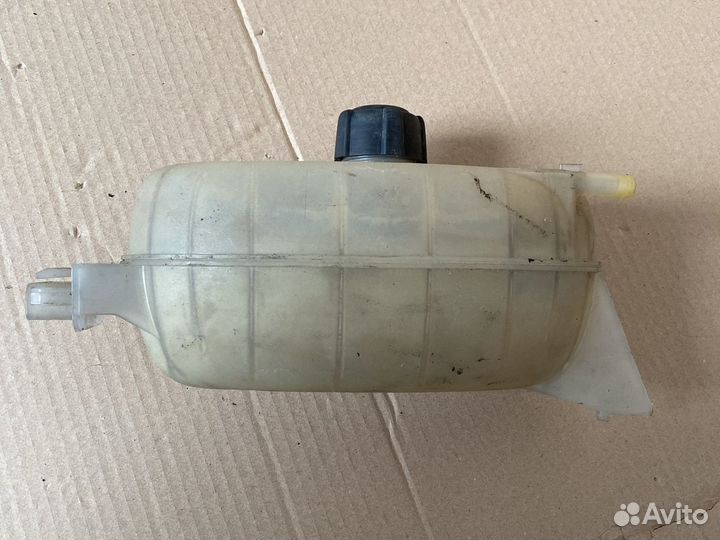 Renault Trafic 1,9 DCI расширенный бачок