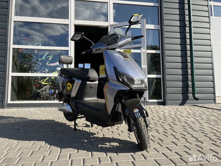 Электроскутер Garow