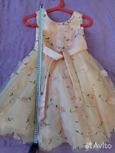 Платье на 6-8 лет