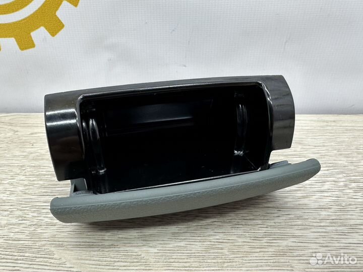 Пепельница задняя Audi A3 8P 2008