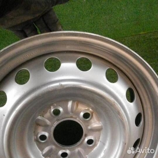 Диск штампованный R16