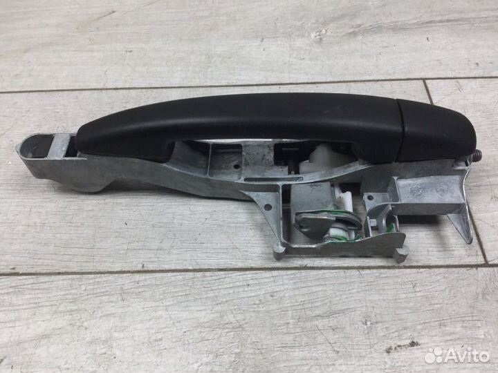 Ручка нaружная двери передняя правая Peugeot