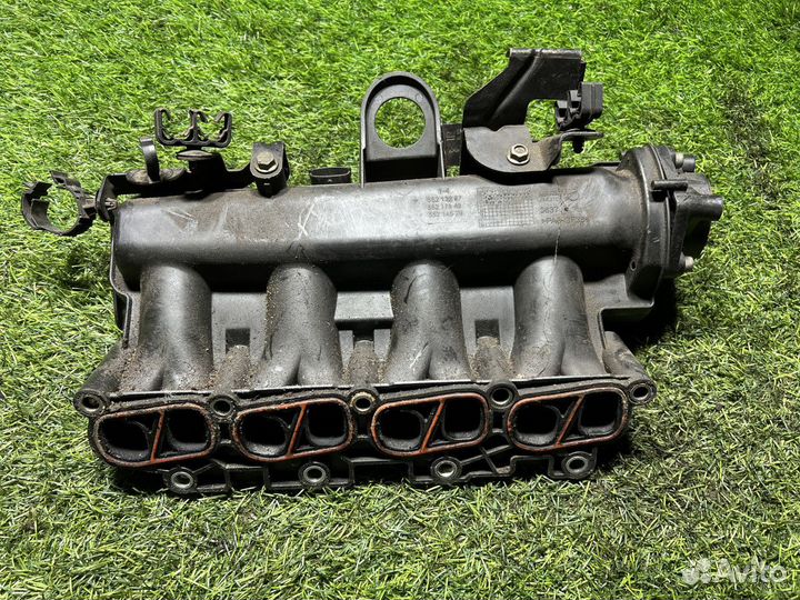 Коллектор впускной Opel Astra H / Family