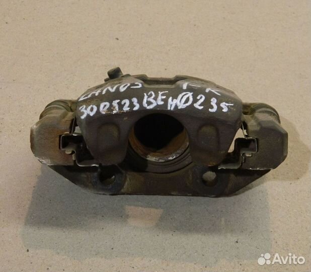 Суппорт передний правый Chevrolet Lanos / Sens