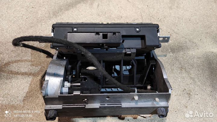 Монитор Audi A8 D3