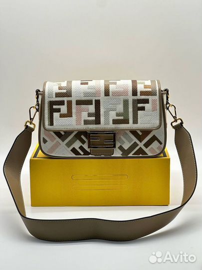 Сумка Fendi натуральная кожа