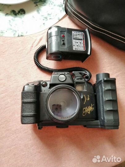 Плёночный фотоаппарат Sony