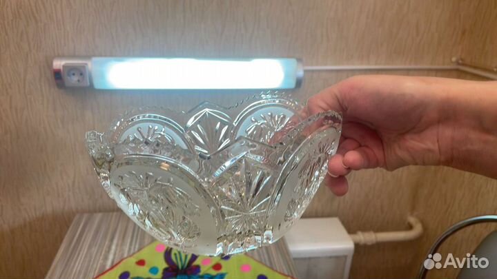 Ваза хрустальная овальной формы