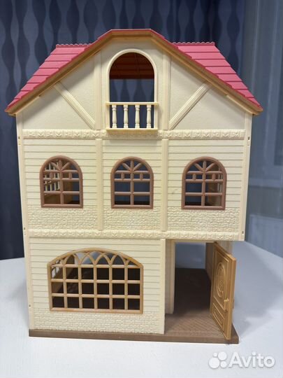 Дом для кукол Sylvanian Families