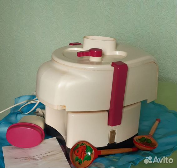 Соковыжималка электрическая.СССР