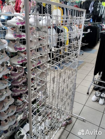 Продам стойки под одежду