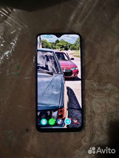 Мобильные телефоны