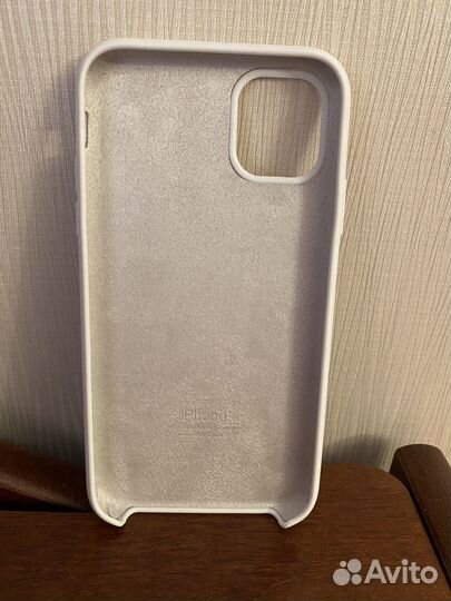 Чехол на iPhone 11