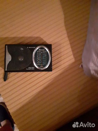 Радио приемник транзисторный