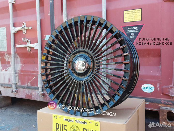 Кованые диски R22 на Lexus LX J300