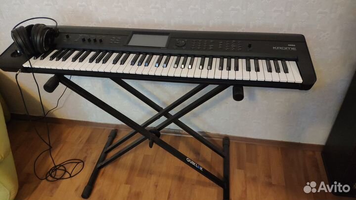 Синтезатор рабочая станция Korg Krome 73