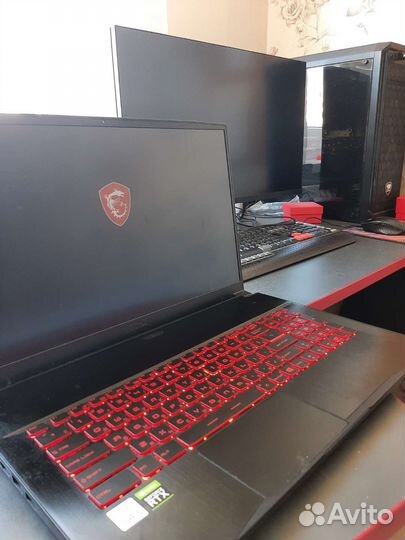 Игровой ноутбук msi 17.3