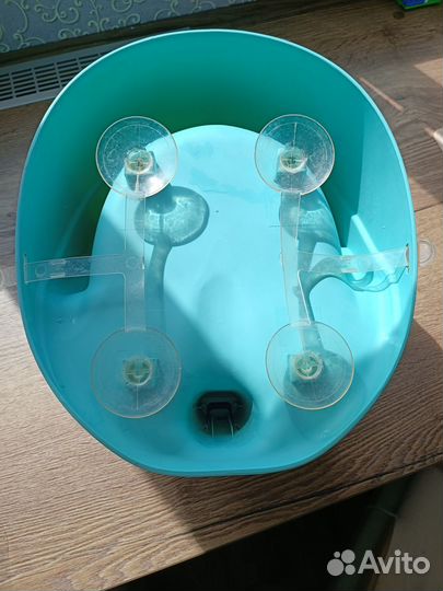 Продам стульчик для купания малыша