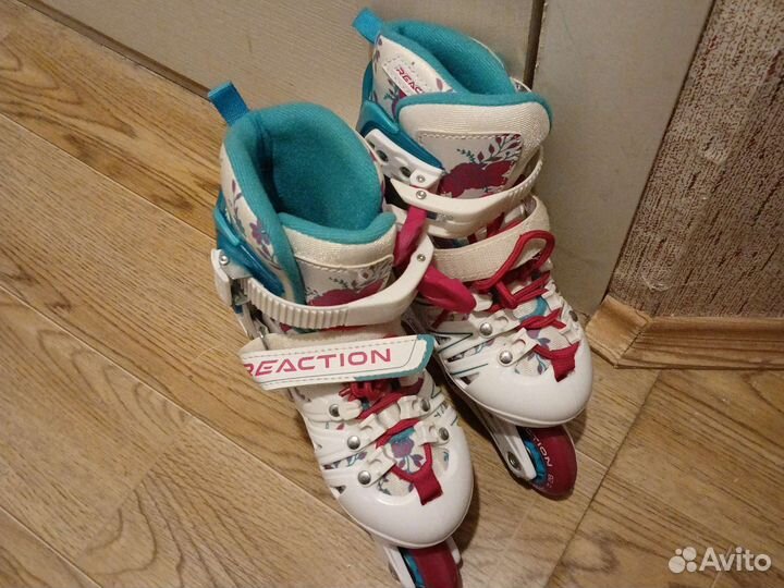 Продам роликовые коньки с защитой