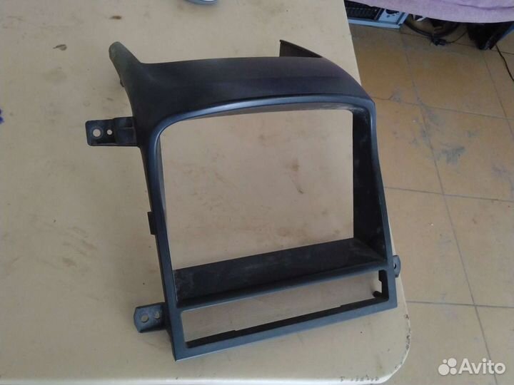 Панель торпедо captiva c100