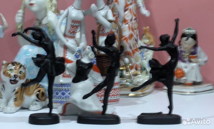 Фарфоровые статуэтки