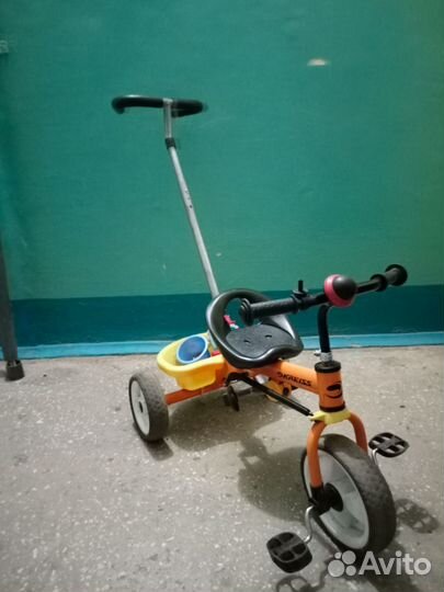 Детский трехколесный велосипед