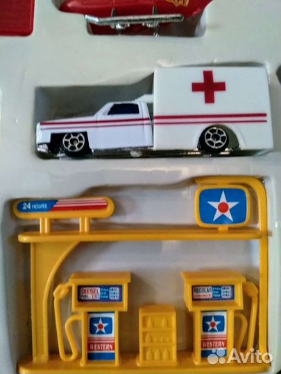 Игровой набор из 100 предметов