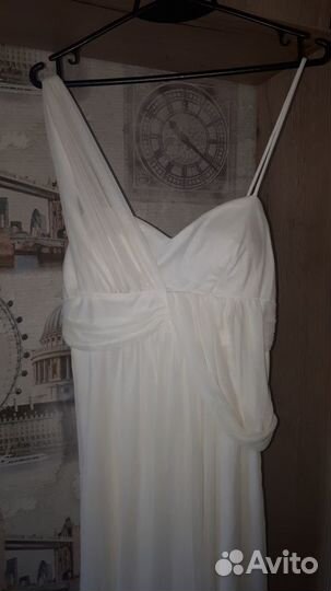 Нарядное женское платье 44 46