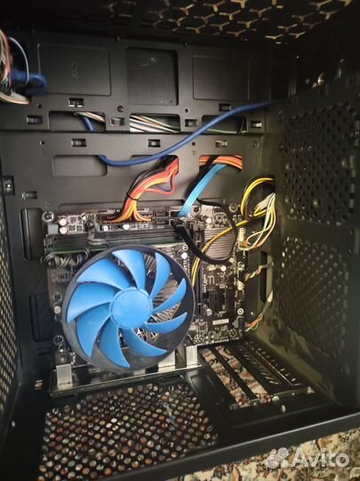 Компьютер системник