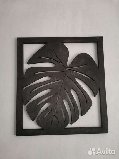 Панно из дерева, интерьерная картина Лист монстеры
