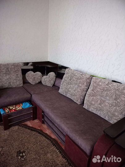 Угловой диван