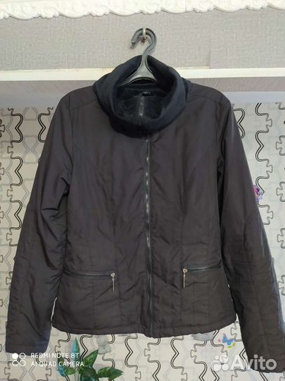 Продам куртку демисезонную (можно подростку)