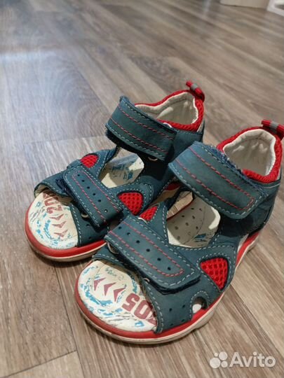 Сандалии детские для мальчиков 23