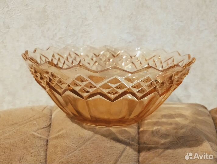 Вазы цветное стекло