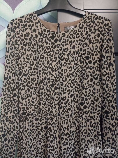 Платье новое Леопард р.48