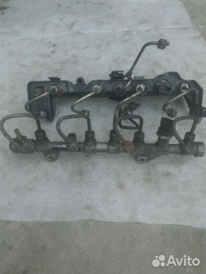 Топливная рампа Renault 1.9 DCI 8200600206; F9Q