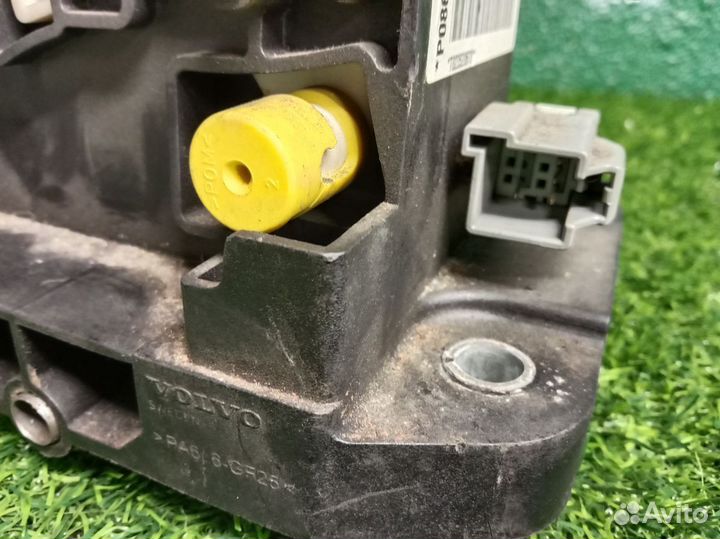 В наличии: Селектор АКПП Volvo S80