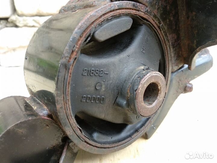 Подушка двигателя левая Элантра 3 Elantra XD